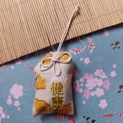Omamori Beige Taiyaki Fische