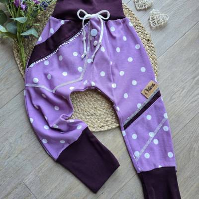 Sommer Pumphose für Mädchen Gr.104/110– Lila mit Punkten | Bio Baumwolle & Unikat Mitwachshose Pants