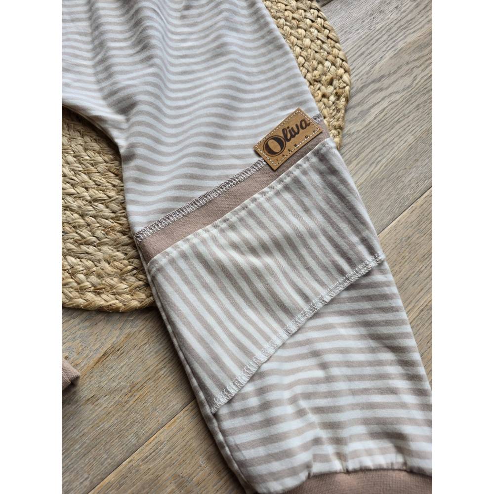 Kinder Pumphose Pants Gr.104/110 – Bio-Baumwolle | Unisex Unikat | Beige gestreift, Atmungsaktiv Mitwachsend Bild 4