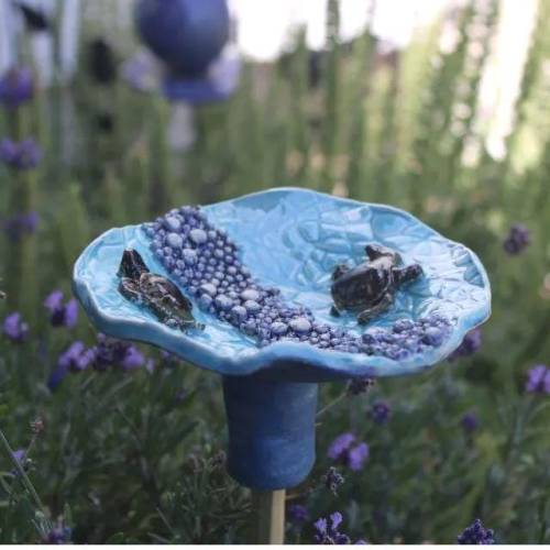 Steck-Insektentränke "Schildi" mit vielen Landemöglichkeiten