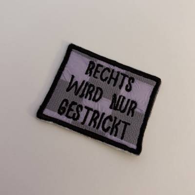 Patch/Aufnäher "Rechts wird nur gestrickt", gestickter Patch in flieder, Schachbrett, checkered, Karo