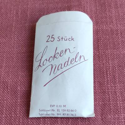VINTAGE - 25 Locken-Nadeln - Original aus der DDR