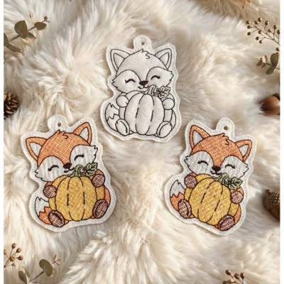 Stickdatei Herbst Schlüsselanhänger Fuchs mit Kürbis Set 26141 In the Hoop