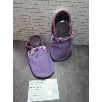 Lederpuschen / Krabbelschuhe lila  22/23