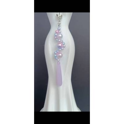 Luxuriöse Perlen Ohrringe in Flieder, lange elegante Ohrringe mit Schmetterling, Business & Abend Schmuck