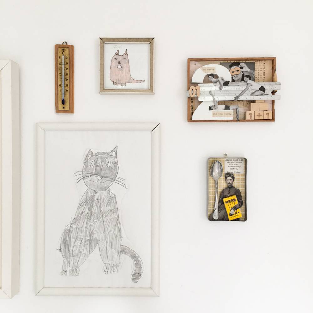 Assemblage "Versuchung" in alter Tabakdose mit Aufhängung Bild 5
