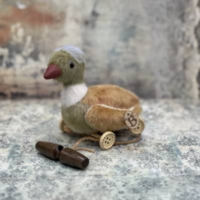 Bärino Nachziehente Dave 8   cm – Künstlerbär, handgefertigtes Unikat