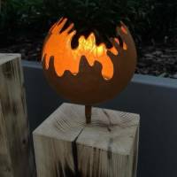 Holzstele mit Teelicht – Gartenlaterne aus Holz – Willkommensdeko Hauseingang – Rustikale Beleuchtung Terrasse – Geschen
