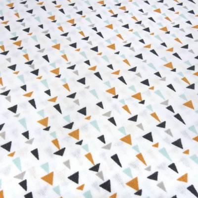 Stoff Baumwolle Popeline mit grafischen geometrischen Muster Dreiecke Design weiß mint braun grau schwarz Kleiderstoff