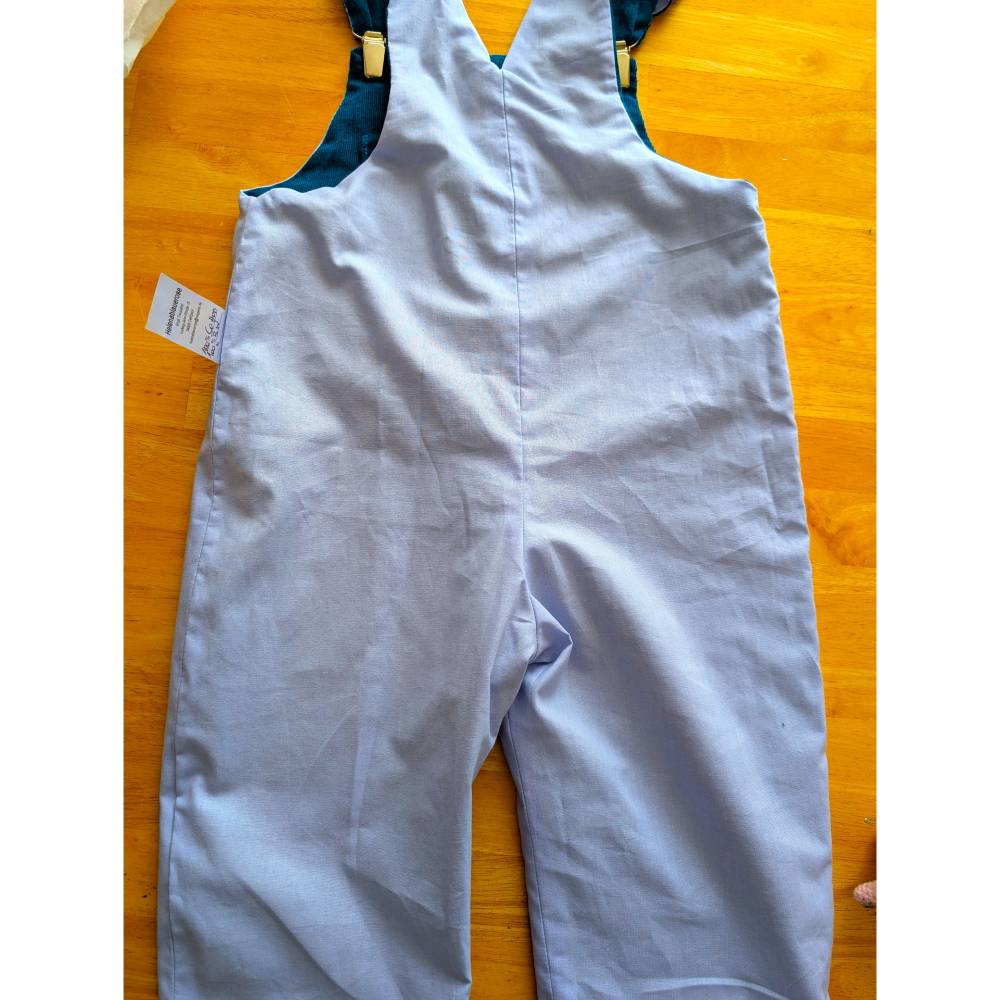 Latzhose Overall aus Baumwollcord blaupetrol für Kinder Größe 86/92 Bild 4