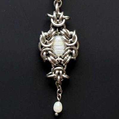 Sacred Eye Anhänger ohne Kette aus 316 Edelstahl und echten Süßwasserperlen