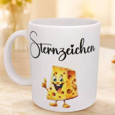 Sternzeichen Käse Tasse – Lustiges Geschenk mit Spruch für Käseliebhaber – Handmade Keramiktasse für Rechts- und Linkshänder