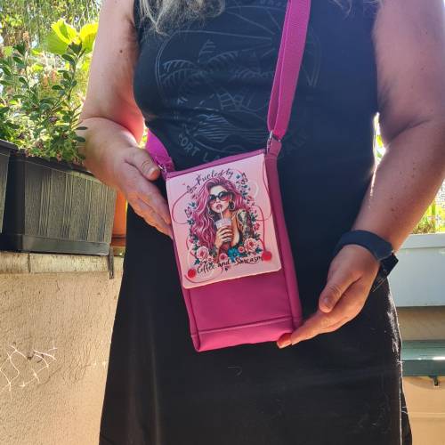 Pinke Handytasche aus Kunstleder mit Coffee Lover Motiv | Crossbody Unikat