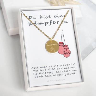 Halskette Kämpferin personalisiert Krebserkrankung - Krebsschleife Anhänger - Geschenk Mutmacher