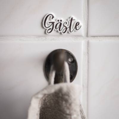 Guest | Gästeschild zum aufhängen oder kleben | in 7 Farben | in 2 Sprachen
