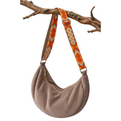 handgenähte Crossbag aus hochwertigem Cordstoff