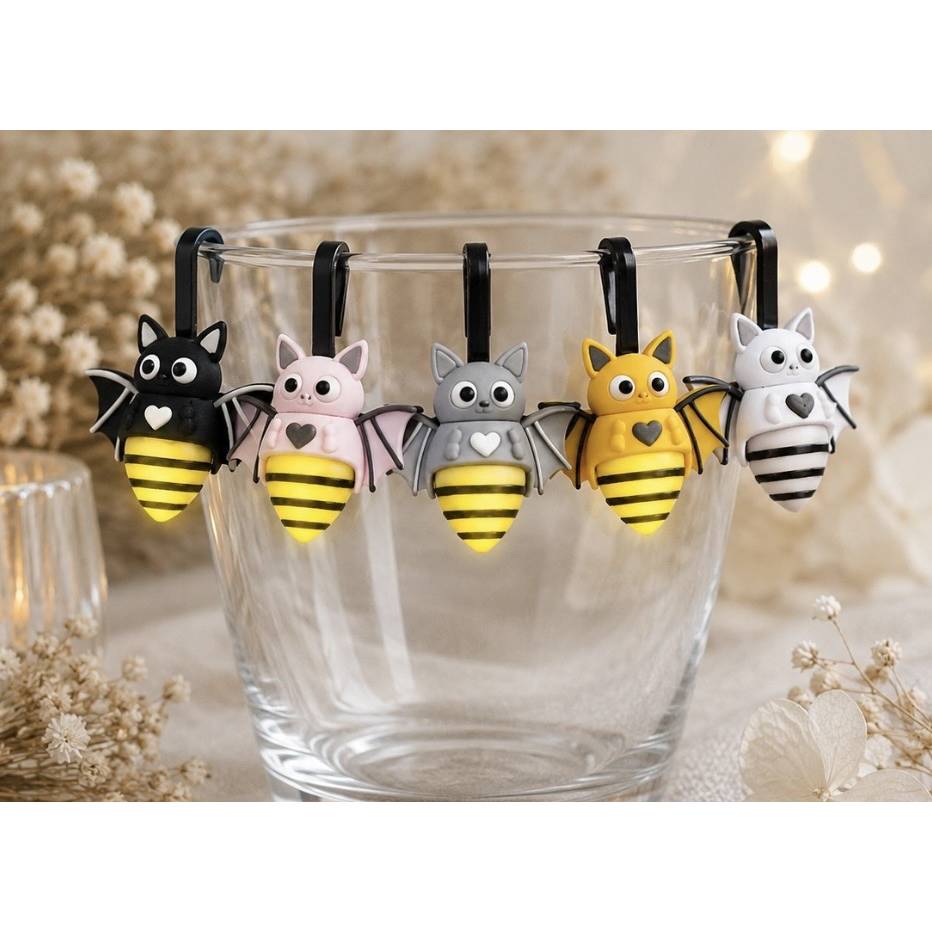 Franky Fledermaus mit LED | Gastgeschenk Mädelsabend Glasanhänger Set Party Deko