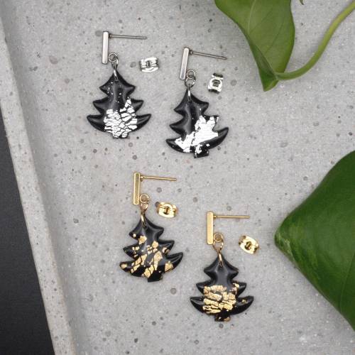 Tannenbaum Ohrringe in Schwarz mit Blattgold oder Blattsilber Details I Festlicher Schmuck für Weihnachten