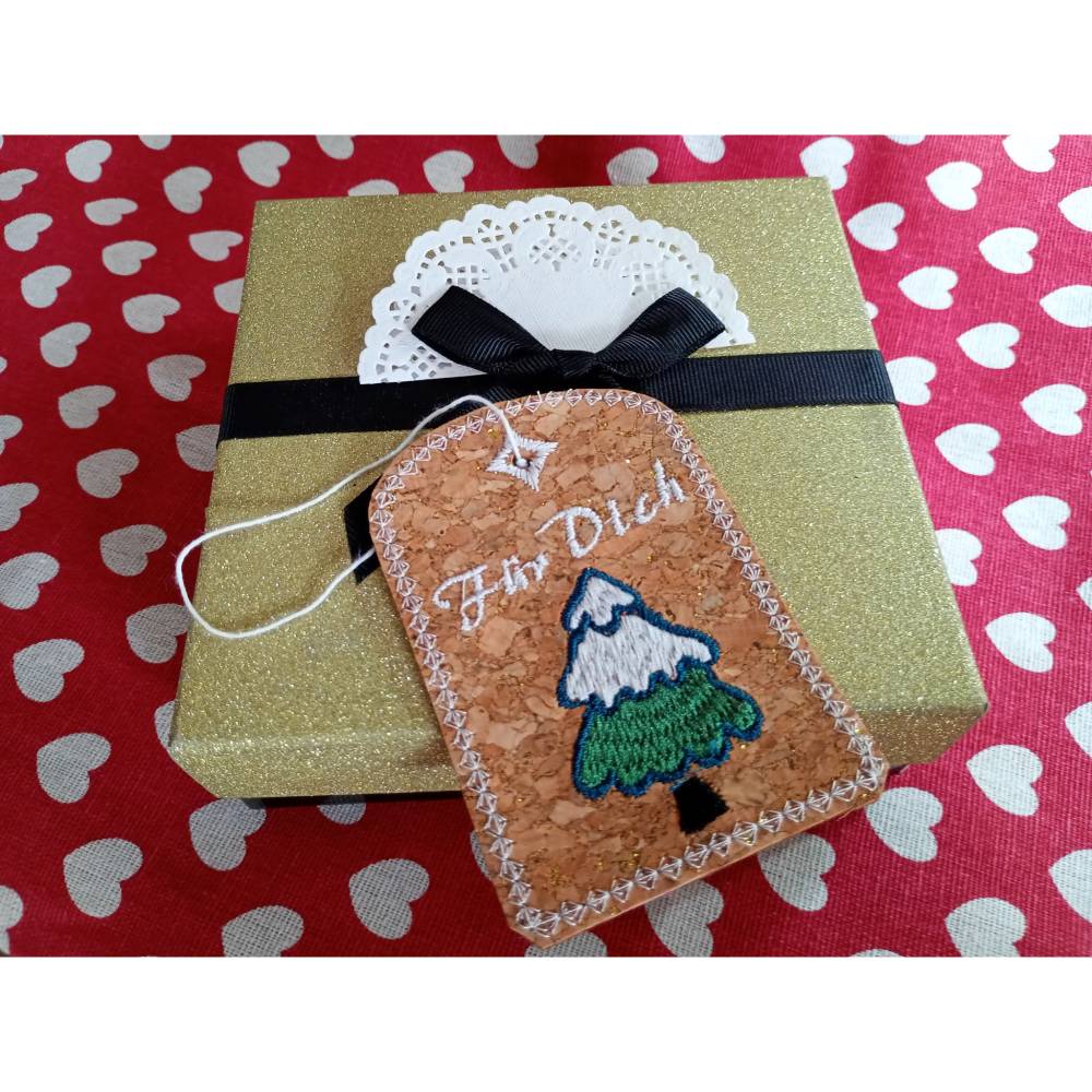 Stickdatei ITH Weihnachten Geschenkanhänger 10x10cm Rentier Tannenbaum Schneemann Weihnachtsmann Bild 8