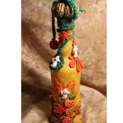 Dekoflasche HALLOWEENGEISTER Upcycling aus einer Glasflasche mit handgestrickten Accessoires Halloweendeko