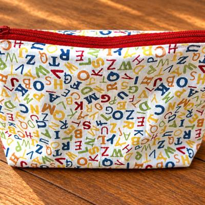 Kosmetiktasche aus Baumwolle | Schminktasche | kleines Spielzeug Täschchen für unterwegs | handgemacht Buchstaben