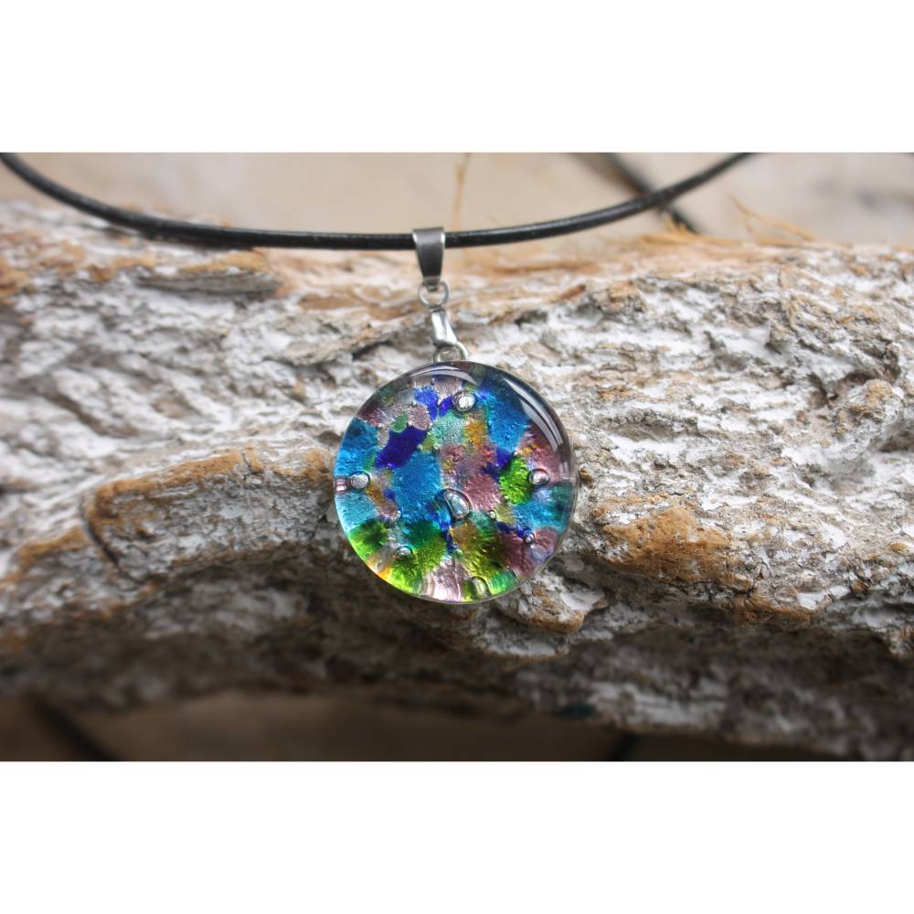Murano Glas Anhänger mit Kette – Rund, passend zu Ohrsteckern – Blau, Grün, Silber & Braun – Venezianisches
