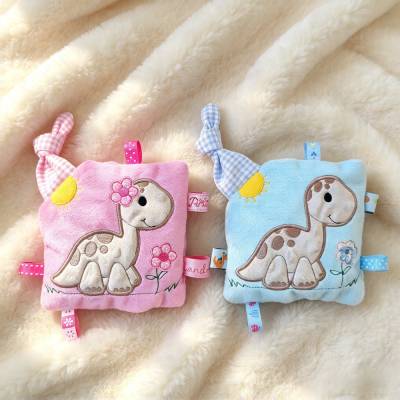 Stickdatei Dino Dinosaurier Tom Schnullertuch ITH Set – Baby Stickmuster von Design-by-Jasmina 26152
