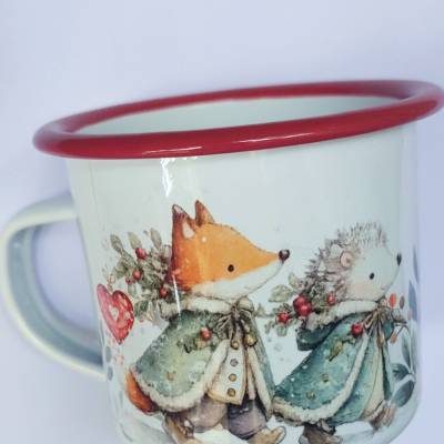 Emailletasse mit Fuchs, Igel, Eichhörnchen  und Eule