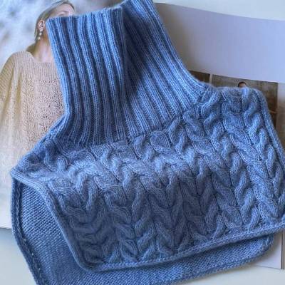 Kragenschal Schulterwärmer Neck warmer 100% Kaschmir – Zopfmuster – Kornblumenblau Unikat