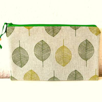 Flaches Schminktäschchen beige grün Blätter Kamm Slipeinlagentasche