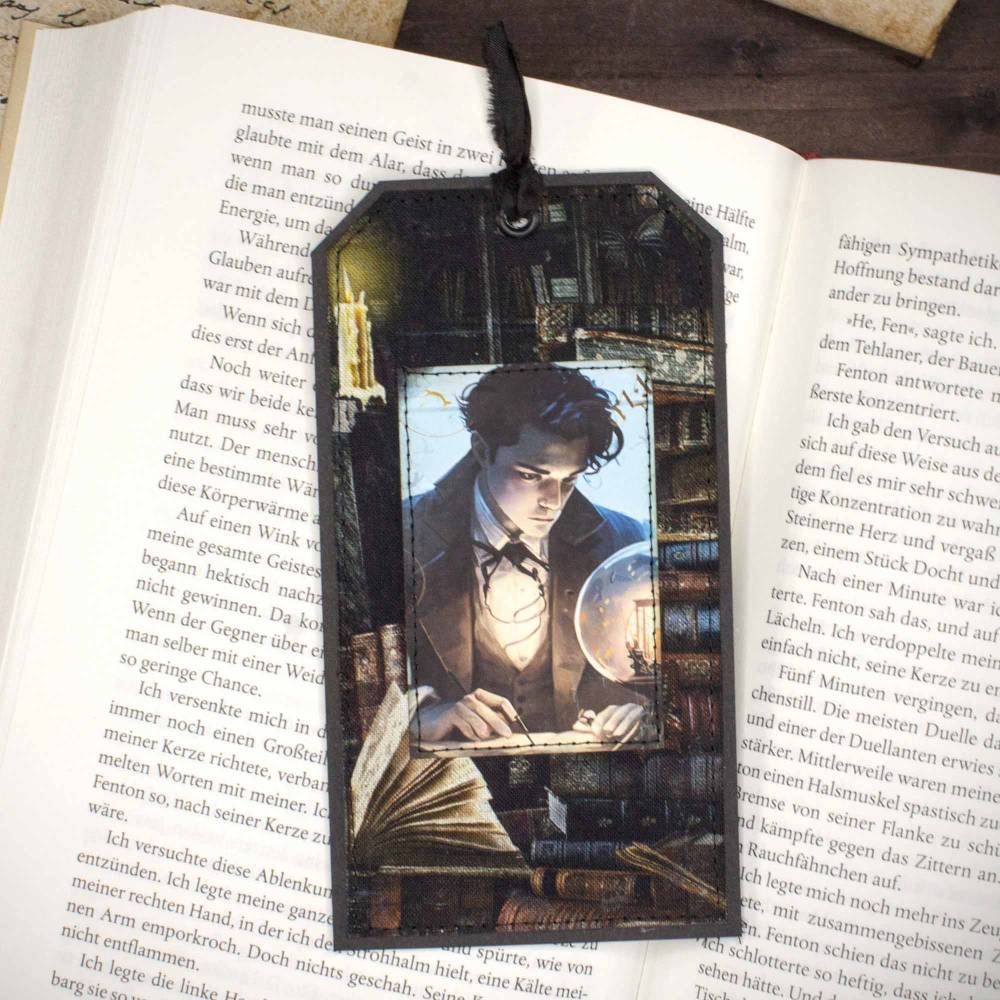 Buchtasche Dark Academia – Geheimnisvolle Bibliothek | gepolsterte Buchhülle aus Stoff | wahlweise mit Lesezeichen Bild 3