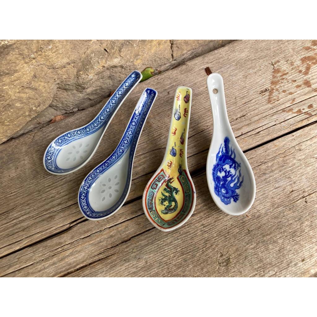4er Set asiatische Reislöffel / Vintage Suppenlöffel / Made in China
