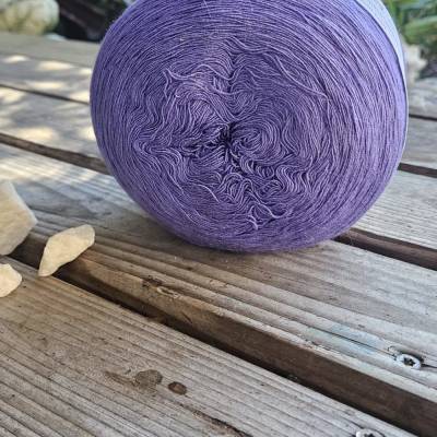 Handgewickelter Bobbel Nr. 171 – Modal Mix 1200m 4-fädig – Unifarben Flieder / Lila