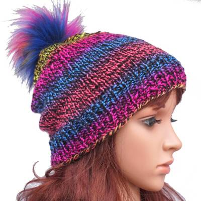 Handgestrickte Regenbogen Bommelmütze unisex für Kinder & Erwachsene – Bunte Wintermütze, verschiedene Größen
