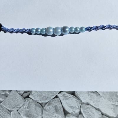 Perlenarmband im Makramee-Stil – handgeknüpft, verstellbar 16–20 cm