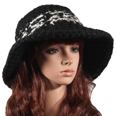 Winterhut Black & White Damenhut L Handarbeit 58-59 cm – Eleganter Häkelhut mit breiter Krempe