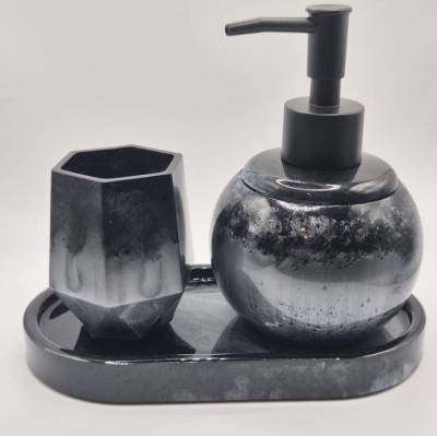 Handgemachtes 3-teiliges Badaccessoire-Set im Smokey-Effekt