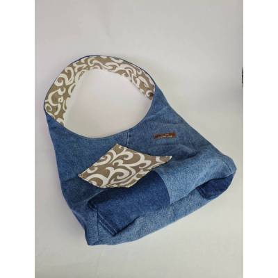 Hobo Bag aus Jeans – handgemachte Upcycling Tasche