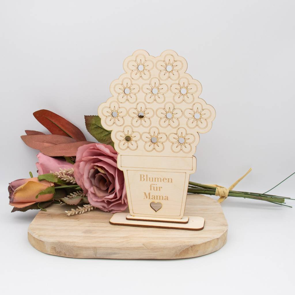 Blumentopf-Deko für Mama aus Holz – zum Bestücken mit Blumen