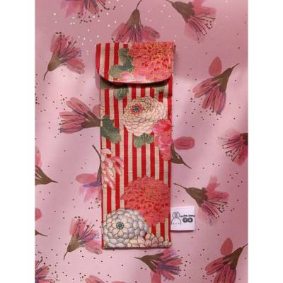 "Rosa Rote Streifen mit Blumen" Bestecktasche