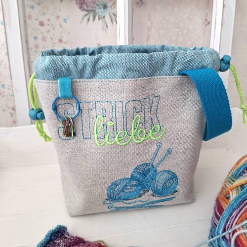 Handarbeitsbeutel mit Stickmotiv Strickliebe, Stoffbeutel, Zugbeutel, Projekttasche