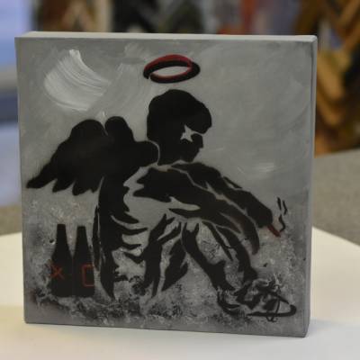 Engel Gemälde modern – Original Acrylbild in Schwarz Grau Rot | 30 x 30 cm