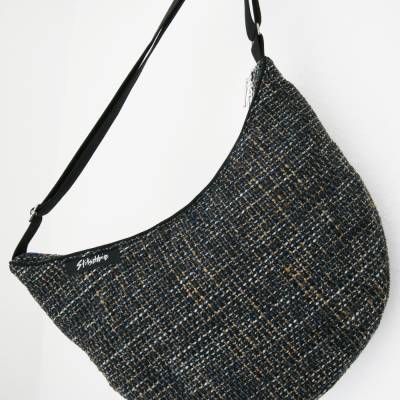 Handgefertigte Umhänge- / Crossbodytasche Salopp #120