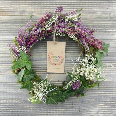 Bunter Naturkranz mit Efeu & Trockenblumen- Handgebundener Türkranz/ herbstlicher Wandkranz im Landhausstil
