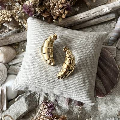 Ohrringe „Le Croissant“ gold - Goldfarbene Edelstahl-Ohrstecker Croissant