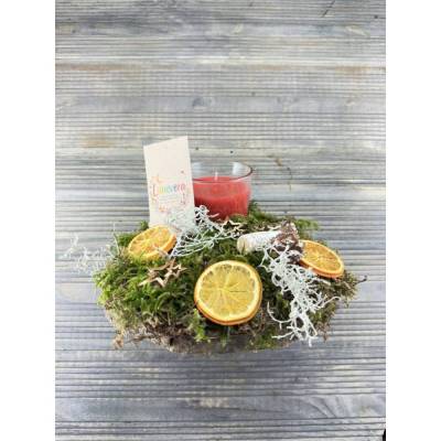 Naturmoos mit roter Kerze im Glas I Kleines Adventsgesteck handgemacht mit Orangenscheiben & Sternen I Weihnachtsdeko