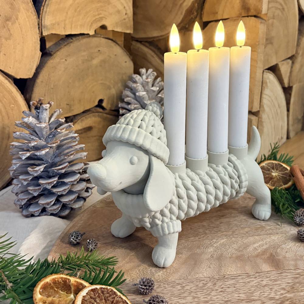 Deko zu Weihnachten, Idee Adventskranz, Dackel Adventskranz, Ausgefallen Adventskranz Trend, Tischdeko für Weihnachten