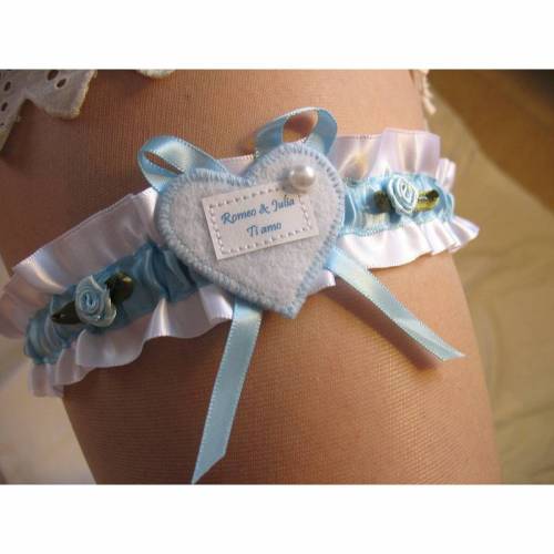 Strumpfband, Brautstrumpfband, Hochzeit, Braut, weiß, blau, Röschen, Wunschtext, Vornamen, Hochzeitsdatum, Spruch