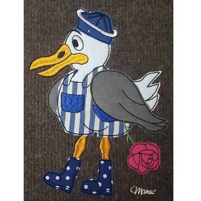 Möwe Gustav der Rosenkavalier, Doodle / Stickdatei - Größen 199,5 x 144,8mm + 178,6 x 129,6mm