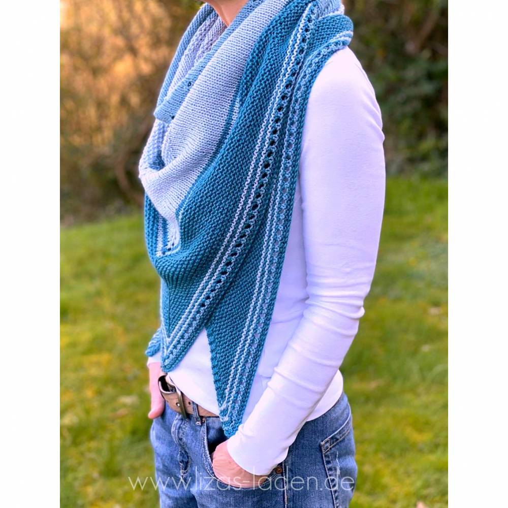 Strickanleitung Lizas 3-farbiges Dreieckstuch Bild 2